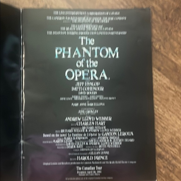 The Canadian Tour Phantom of the Opera Black Booklet - Picture 3 of 3